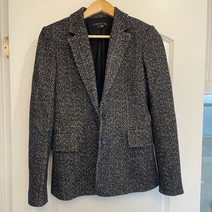 Size 4 Theory suit jacket